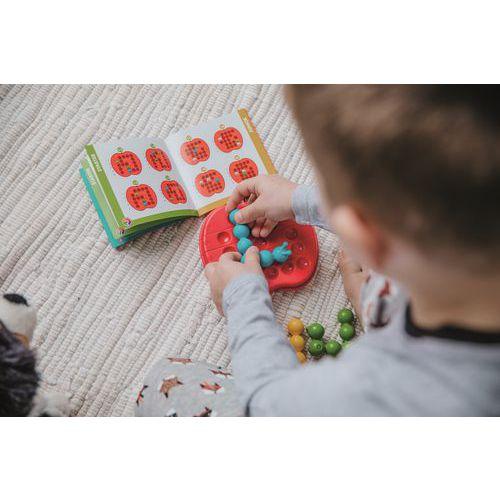 Illustration de : Le festin des chenilles - SmartGames